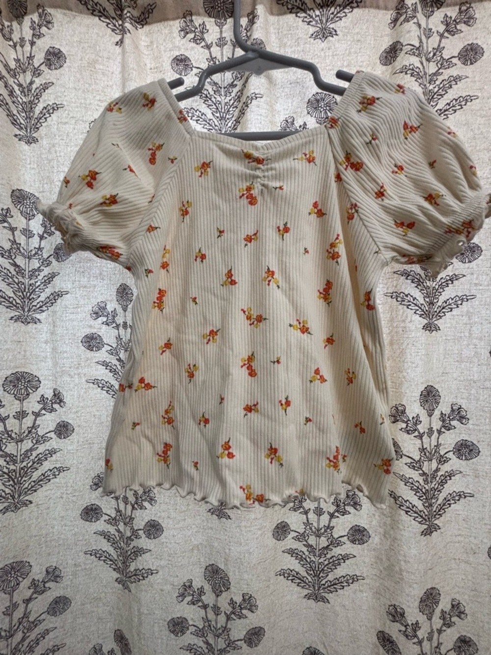 Floral Ribbed Puff Sleeve Top